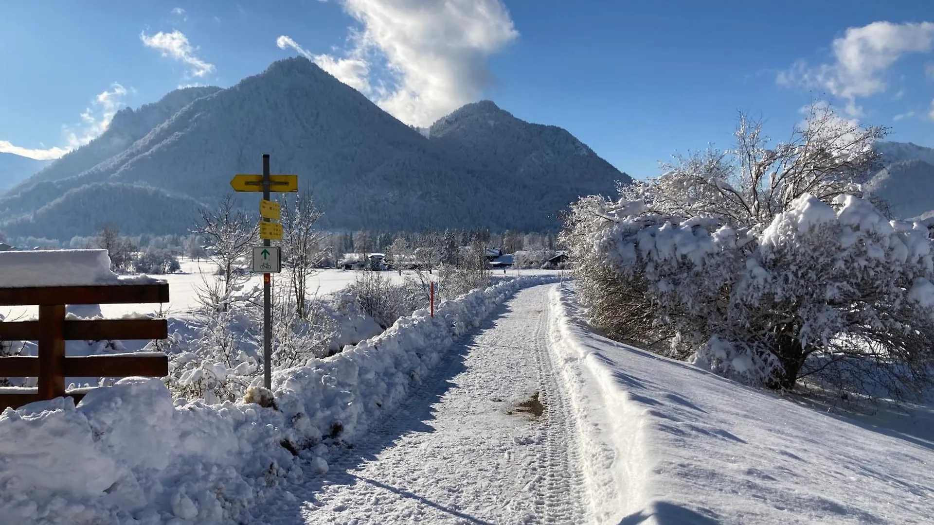 Ferienwohnungen Beim Zellerbaeck Inkl. Chiemgaukarte Ruhpolding